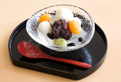 ぜいたく白玉あんみつ